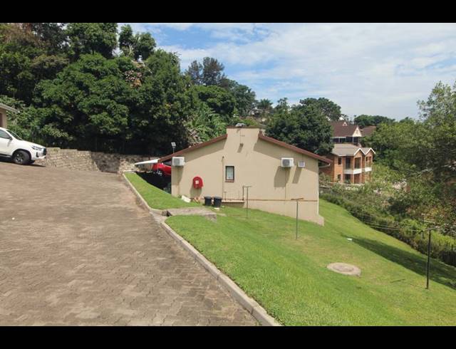 2 BEDROOM SIMPLEX FOR SALE IN ESCOMBE